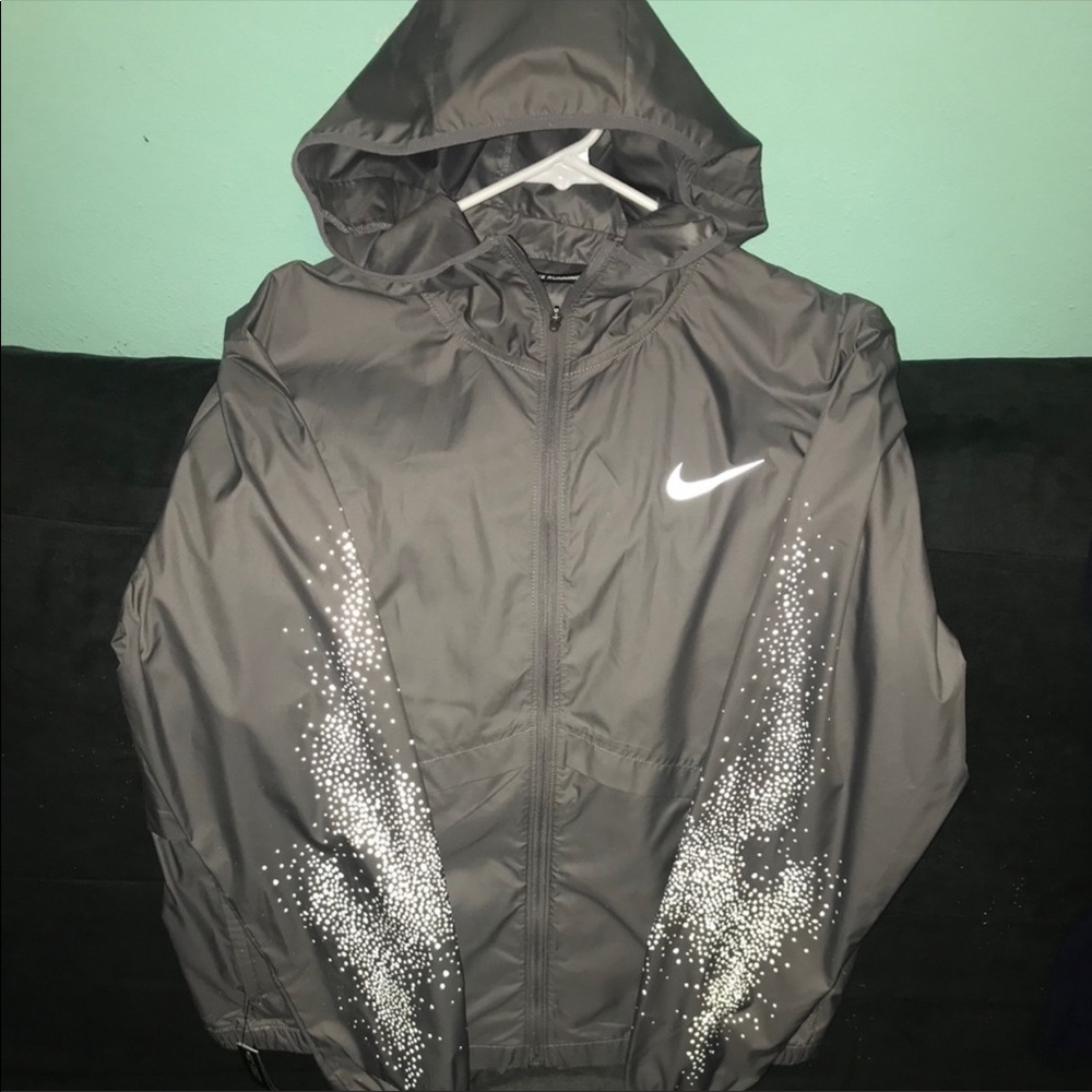 Nike windbreaker